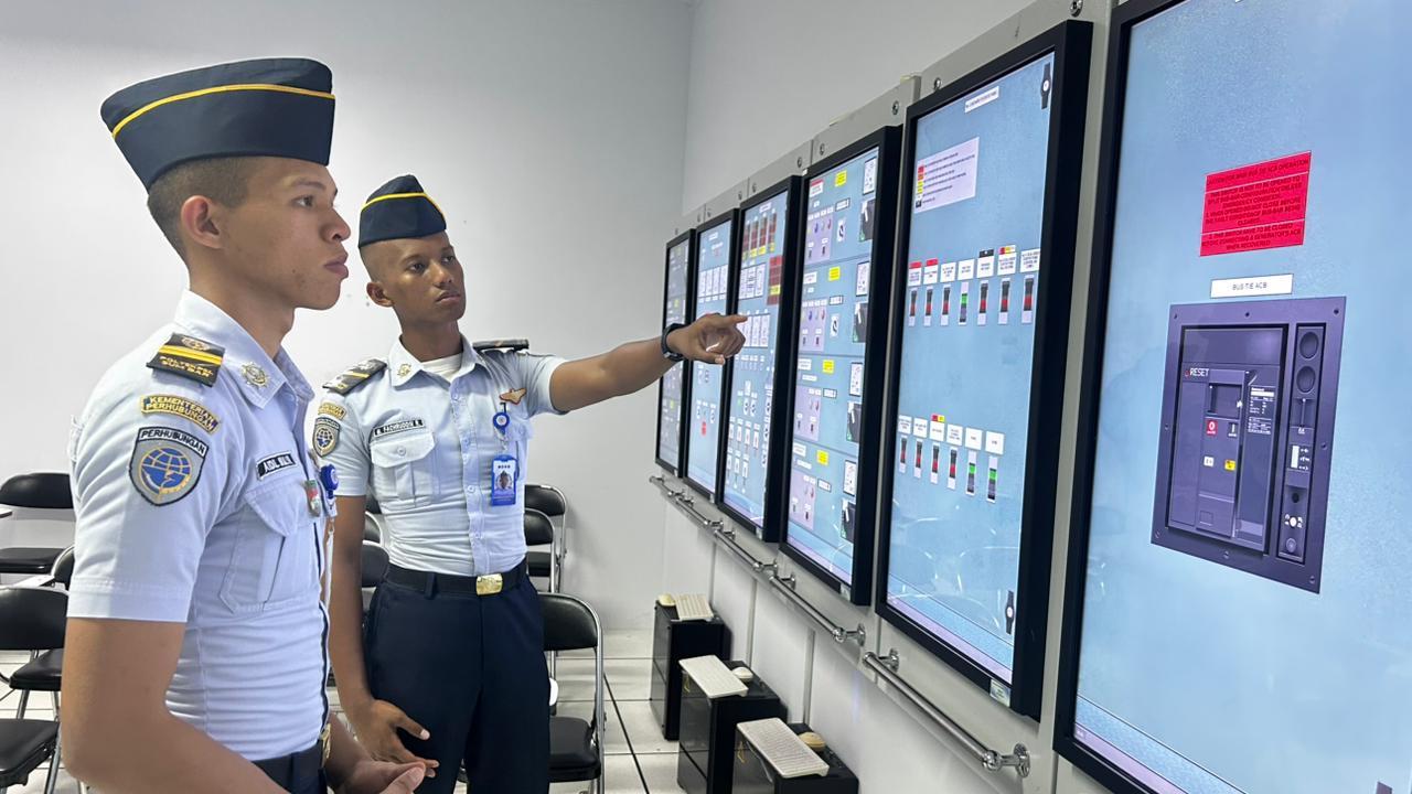 D-III Teknologi Nautika